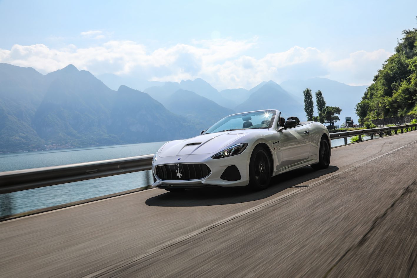 Maserati GranCabrio weiß Fahrt Gardasee Kopie