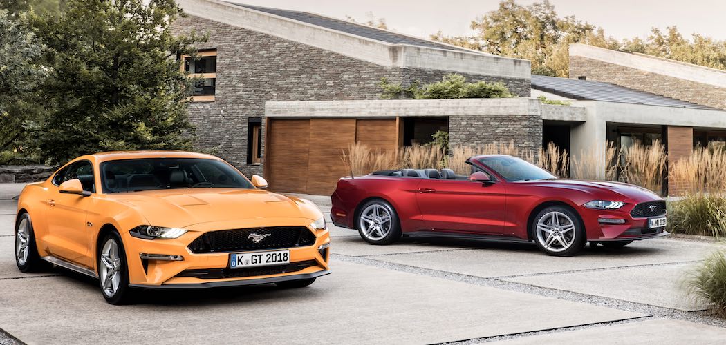 Ford Mustang 2.3 Liter Cabrio und Coupe