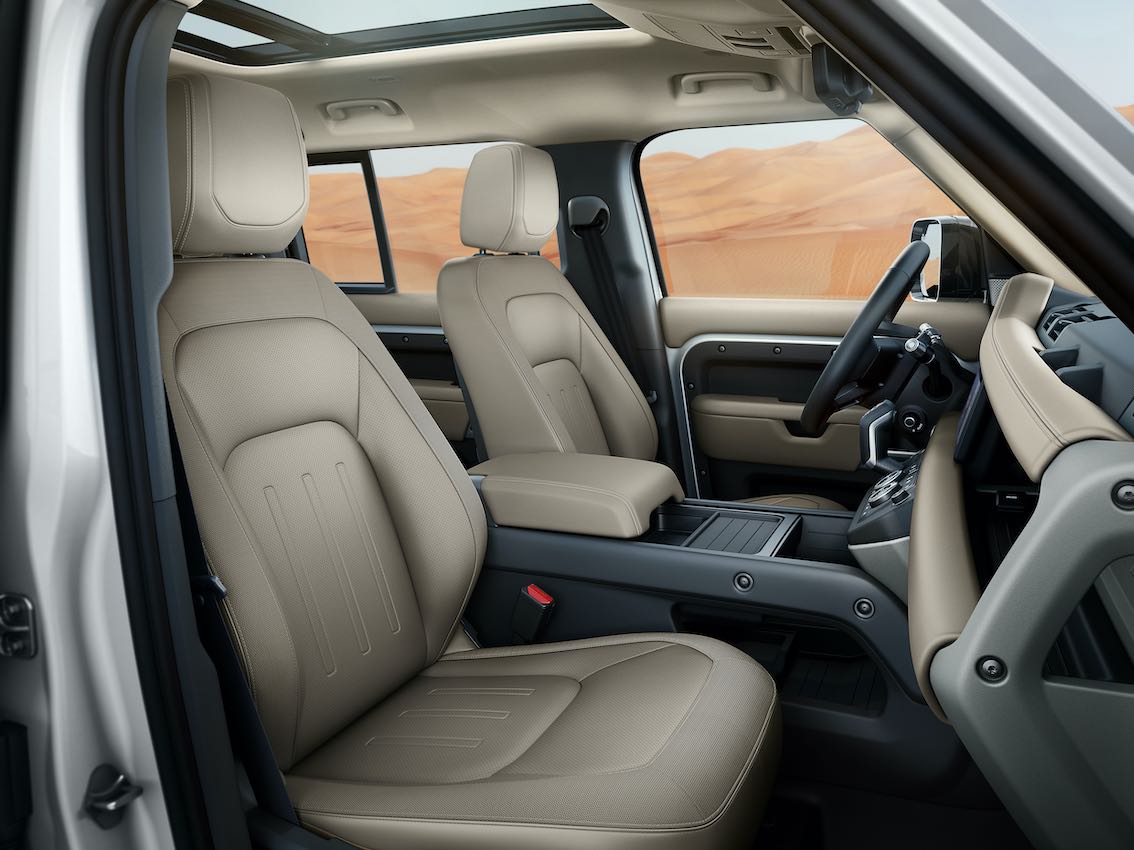 Land Rover Defender 2020 vordere Sitze